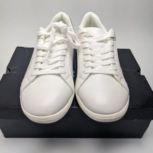 TORRID WOMENS SNEAKER SHOES SIZE 10.5 METALLIC ACCENT IN BOX